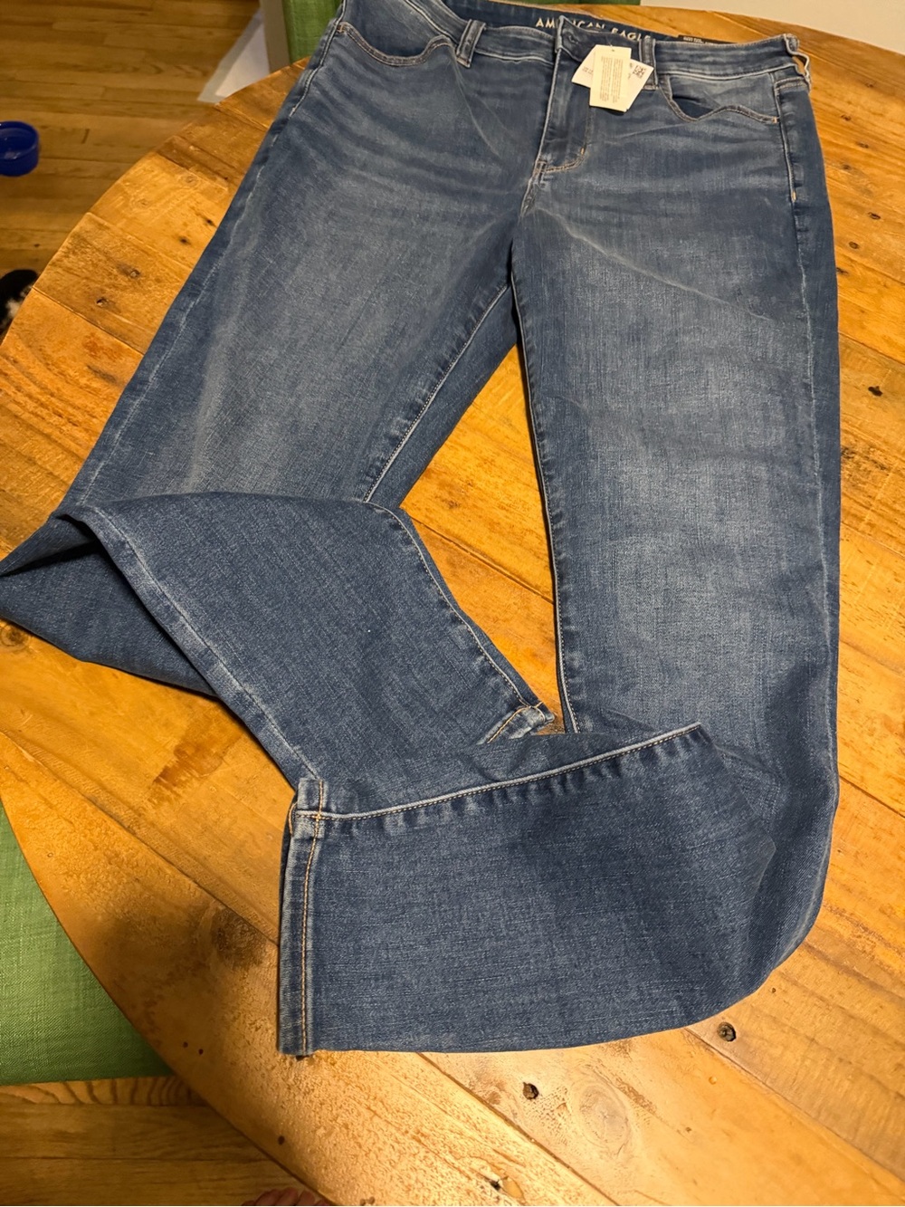 American Eagle Medium Blue Stretch Jeans - high rise next level stretch - Picture 3 of 8